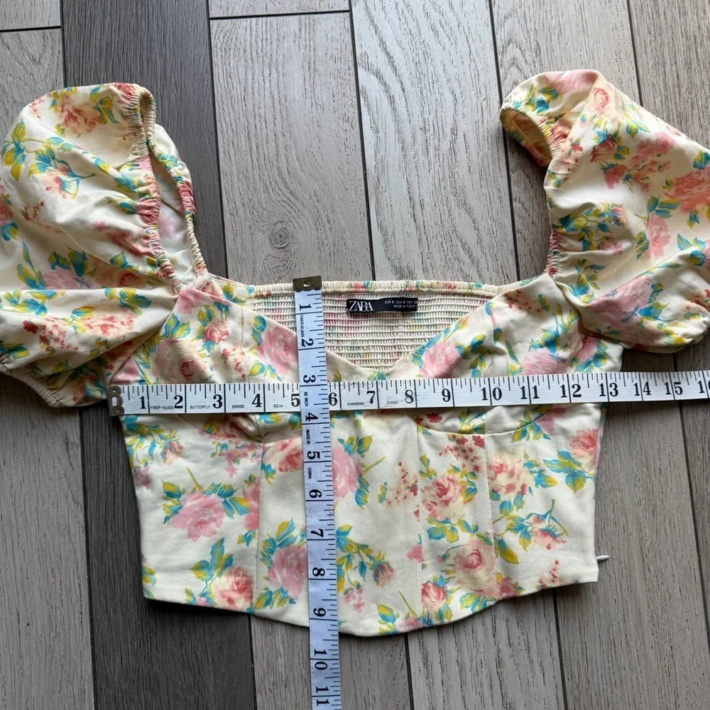 ZARA floral print corset-style top with puff sleeves S